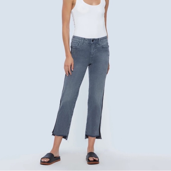 Wash Lab Gray Slim Wide-Leg Crop Bow Accent Jeans - Picture 1 of 10